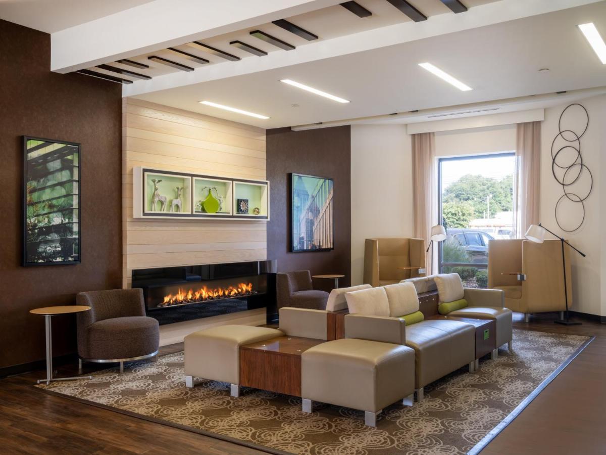 Holiday Inn Greensboro Coliseum By Ihg Экстерьер фото