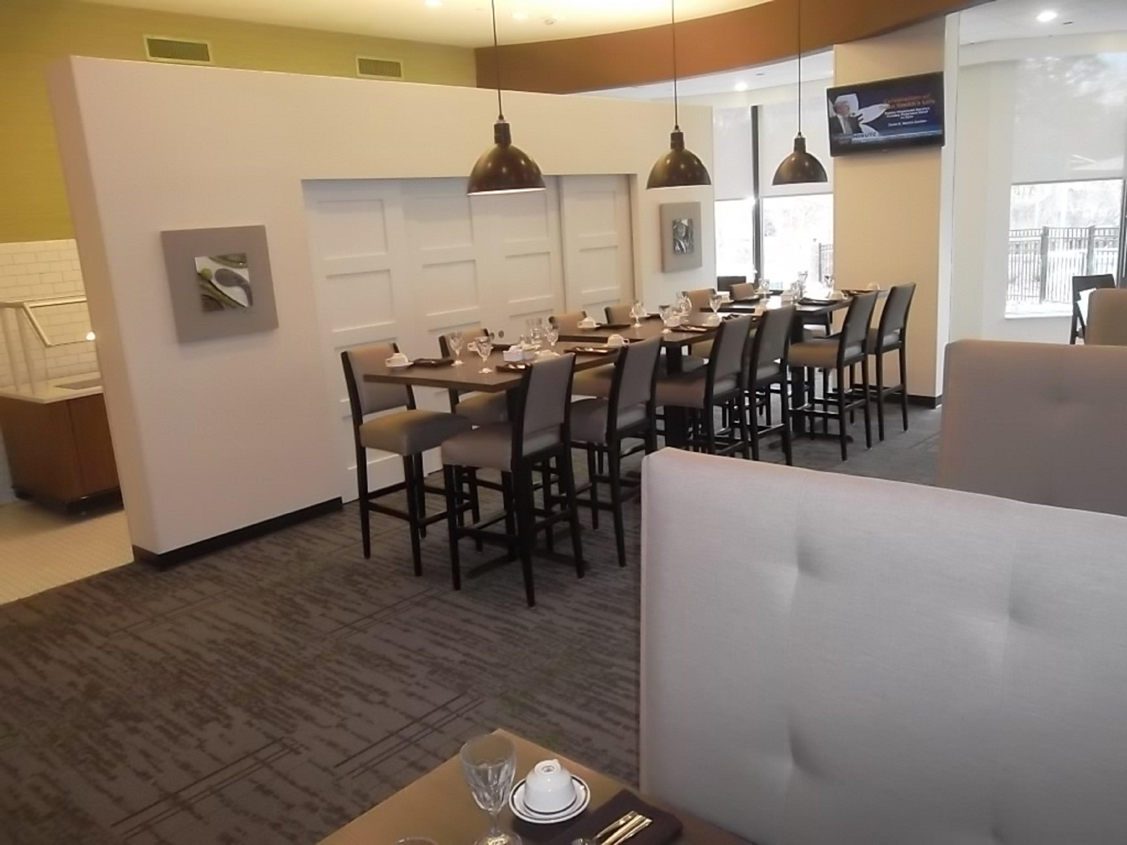 Holiday Inn Greensboro Coliseum By Ihg Экстерьер фото