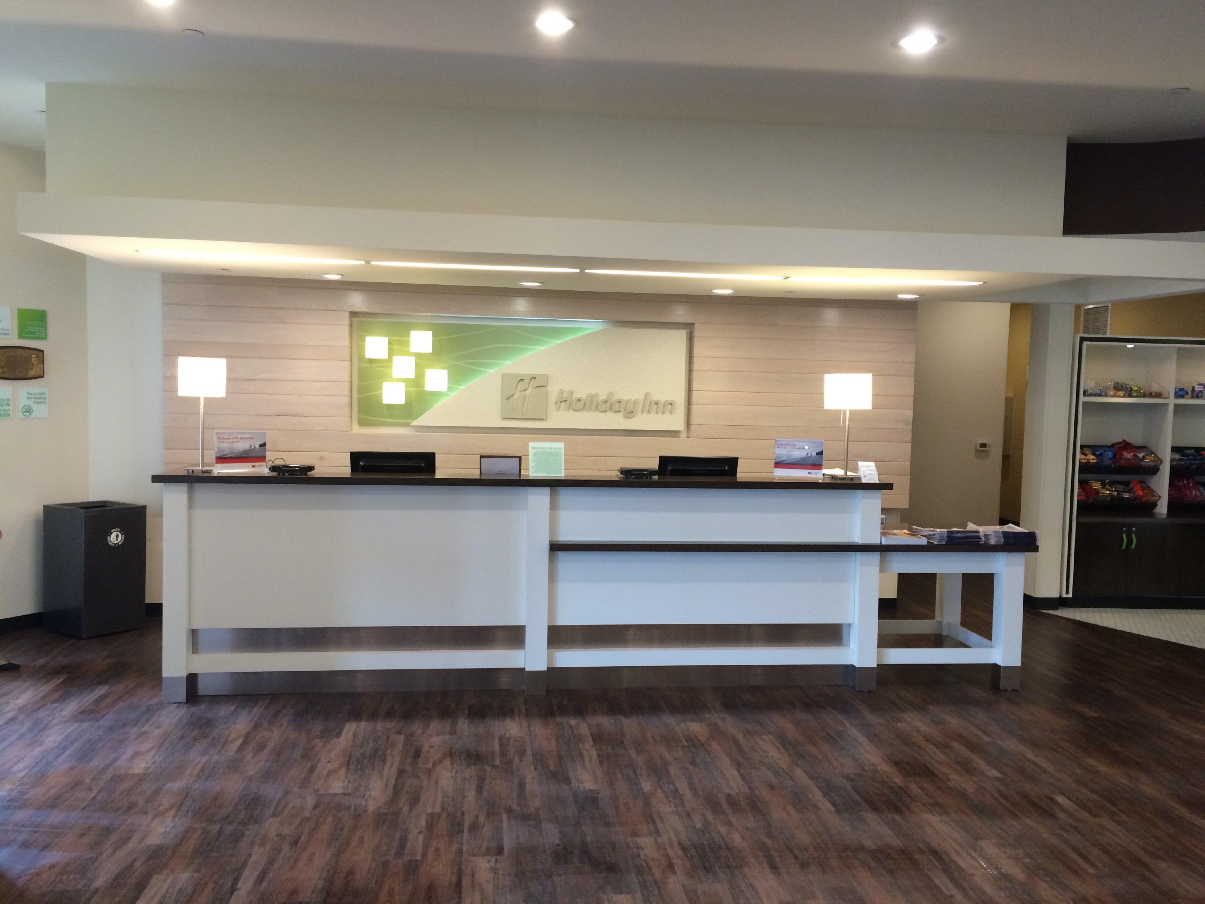 Holiday Inn Greensboro Coliseum By Ihg Экстерьер фото