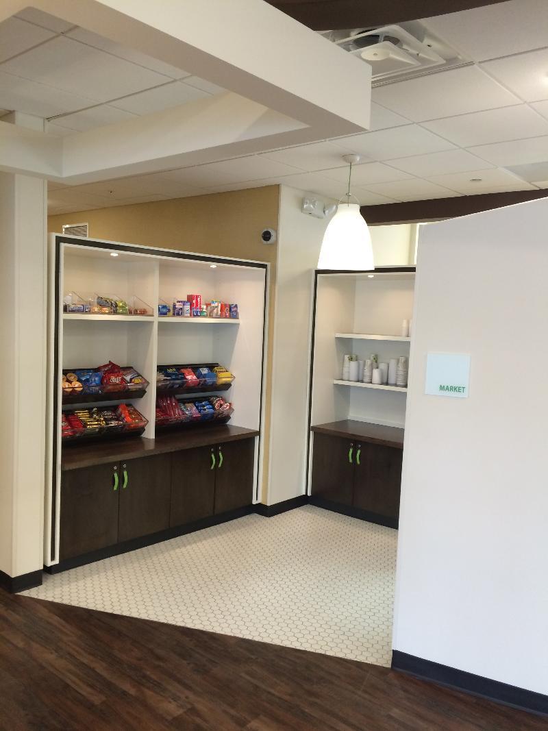 Holiday Inn Greensboro Coliseum By Ihg Экстерьер фото